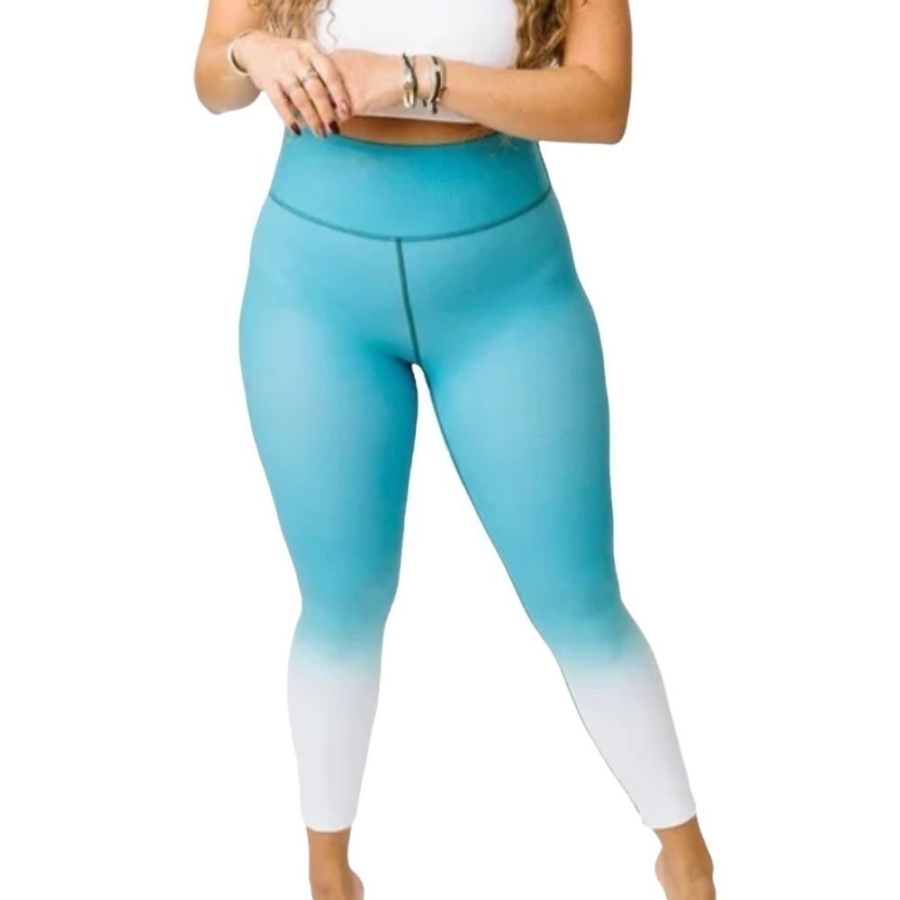 Zyia Blue Venom Metallic Ombré Teal And White Ankle Cropped Leggings